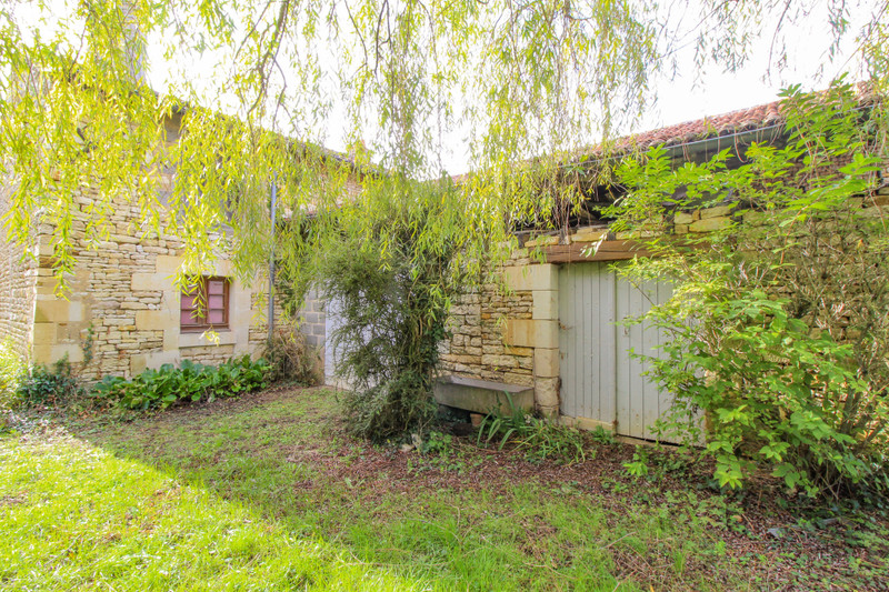 House in Angliers Vienne Nice opportunity to acquire a stone