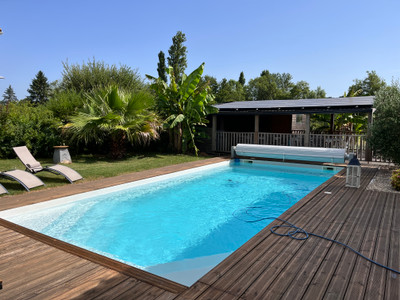 French property for sale in Léoville, Charente-Maritime - €798,000 - photo 1