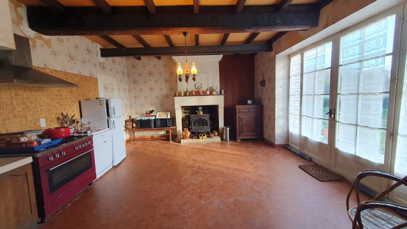 French property for sale in Baignes-Sainte-Radegonde, Charente - €235,400 - photo 4