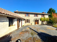Maison à vendre à Massignac, Charente - 449 000 € - photo 2