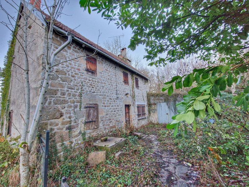 French property for sale in Vallière, Creuse - €549,080 - photo 10