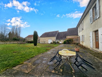 Propriété à vendre à Le Veurdre, Allier - 214 000 € - photo n°8