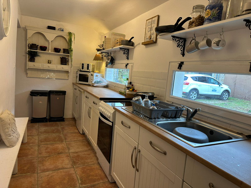 French property for sale in Lassay-les-Châteaux, Mayenne - €138,975 - photo 3