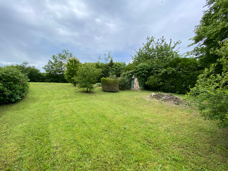 French property for sale in Roumazières-Loubert, Charente - €129,000 - photo 8