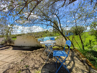 Maison à vendre à Ventouse, Charente - 275.000 € - photo 2