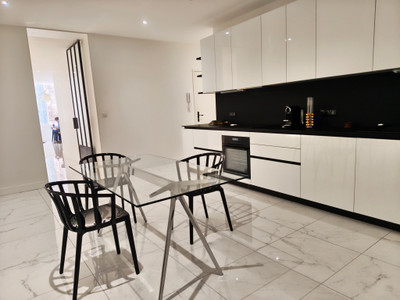 French property for sale in Bordeaux, Gironde - €472,500 - photo 2