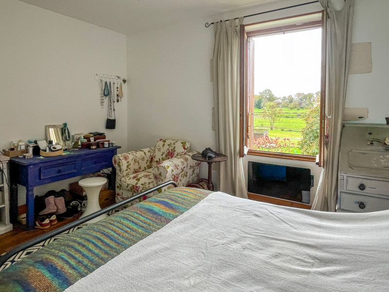 French property for sale in Pleuville, Charente - €199,950 - photo 9