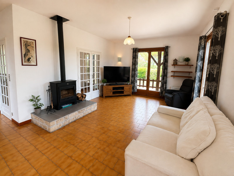 French property for sale in Sérignac-Péboudou, Lot-et-Garonne - €264,000 - photo 2
