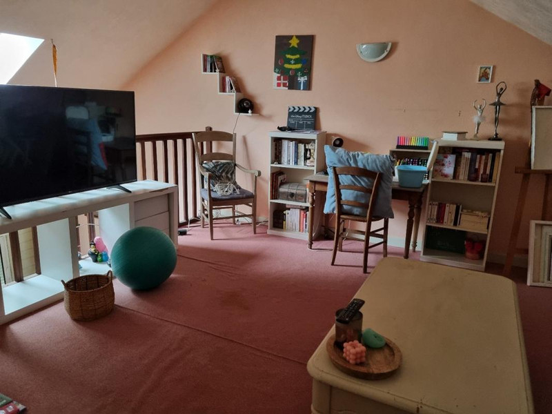 French property for sale in Gennetines, Allier - €577,500 - photo 3