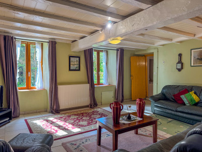 French property for sale in Vernoux-en-Gâtine, Deux-Sèvres - €165,500 - photo 10