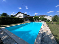 Maison à vendre à Orignolles, Charente-Maritime - 424.000 € - photo 1