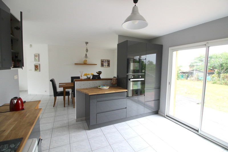 French property for sale in Mervent, Vendée - €160,000 - photo 8
