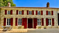 Maison à vendre à Puy-du-Lac, Charente-Maritime - 662 500 € - photo 7