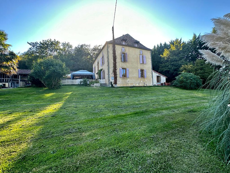 French property for sale in Plaisance, Gers - €378,000 - photo 3