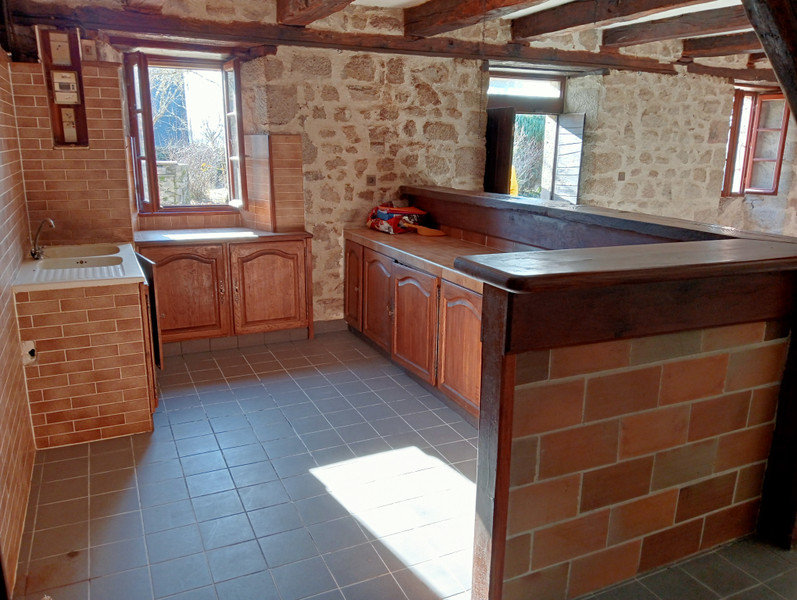 Chalet for sale in RochelePeyroux Corrèze Character stone house