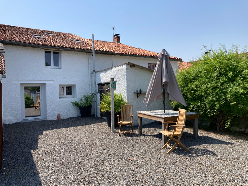 French property for sale in L'Isle-Jourdain, Vienne - €110,000 - photo 9