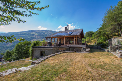 Chalet à vendre à Landry, Savoie, Rhône-Alpes, avec Leggett Immobilier