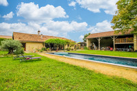 Maison à vendre à Villefollet, Deux-Sèvres - 371.000 € - photo 1