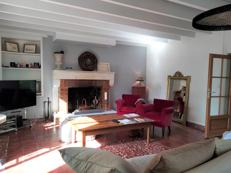 French property for sale in Angoulême, Charente - €249,000 - photo 4