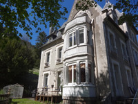 chateau for sale in Vic-sur-Cère Cantal Auvergne