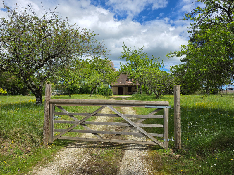 French property for sale in Plazac, Dordogne - €260,000 - photo 1