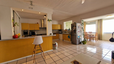 French property for sale in Narbonne, Aude - €720,000 - photo 2