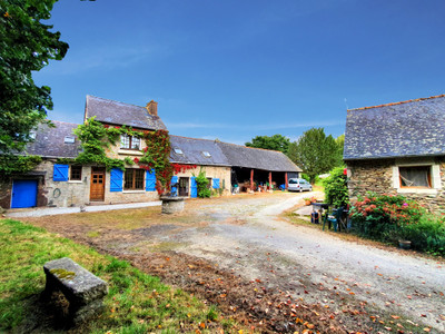Maison à vendre à Neulliac, Morbihan, Bretagne, avec Leggett Immobilier