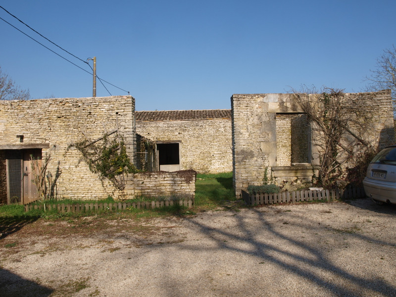French property for sale in Pliboux, Deux-Sèvres - €162,000 - photo 3