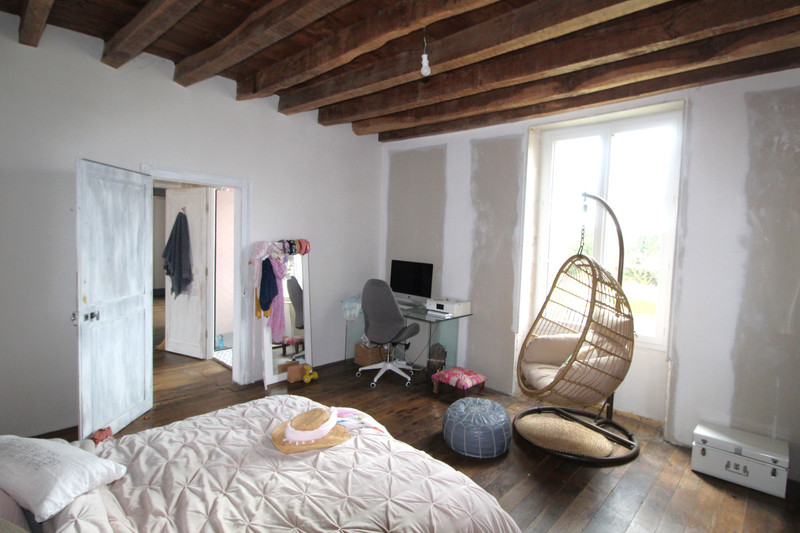 French property for sale in Liglet, Vienne - €160,000 - photo 7