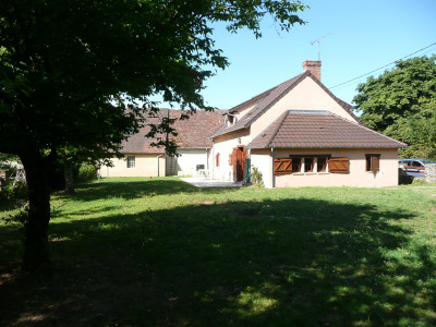 Maison à vendre à Chaillac, Indre, Centre, avec Leggett Immobilier