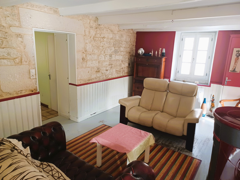 French property for sale in Saint-Gelais, Deux-Sèvres - €246,100 - photo 5
