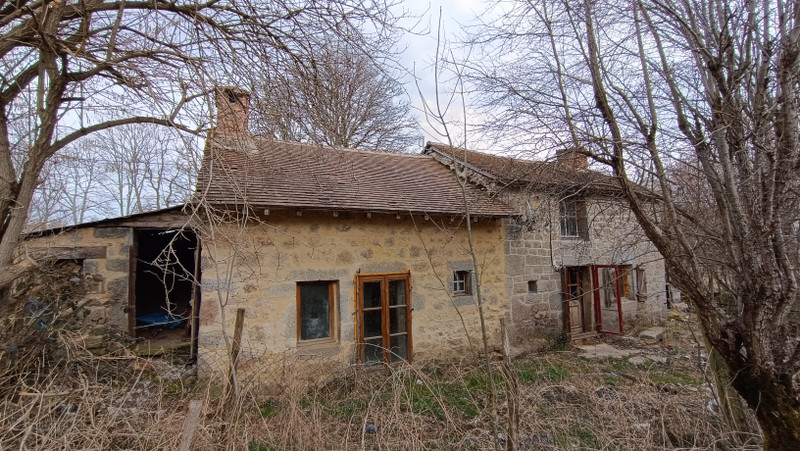 French property for sale in Auzances, Creuse - €46,600 - photo 2