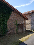 Grange à vendre à Exideuil-sur-Vienne, Charente - 21.600 € - photo 1