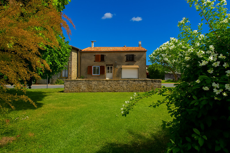 French property for sale in Villefagnan, Charente - €304,950 - photo 8