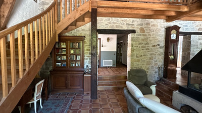 French property for sale in Pradines, Lot - €422,000 - photo 4