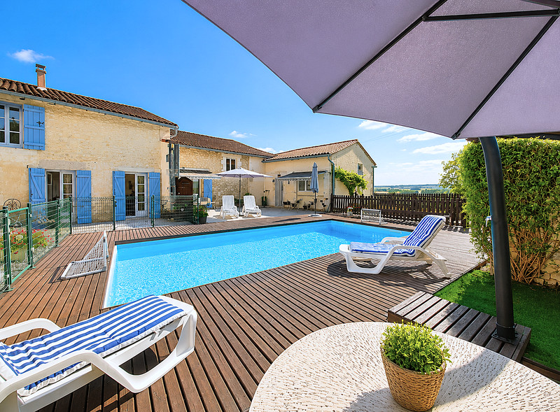French property for sale in Verteillac, Dordogne - €451,500 - photo 0
