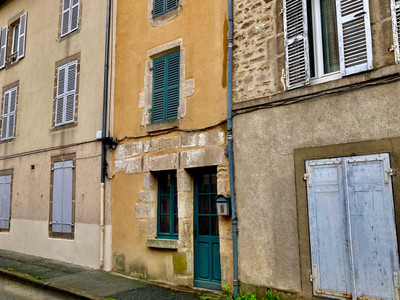 French property for sale in Bourganeuf, Creuse - €49,600 - photo 1