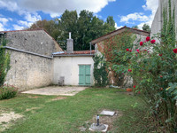Maison à vendre à Nantillé, Charente-Maritime - 119.900 € - photo 12