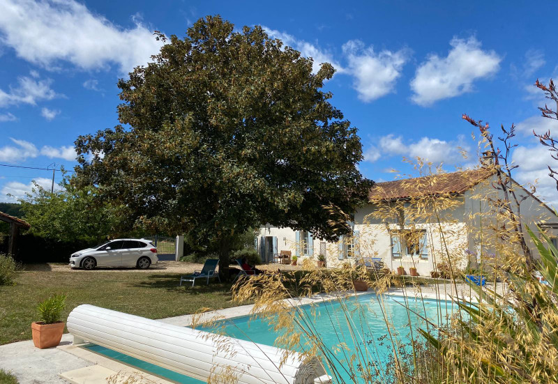 French property for sale in Arthenac, Charente-Maritime - €294,250 - photo 2
