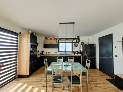 French property for sale in Saint-Nazaire, Pyrénées-Orientales - €317,000 - photo 4