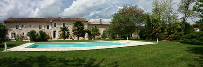 French property for sale in Lesparre-Médoc, Gironde - €899,600 - photo 1