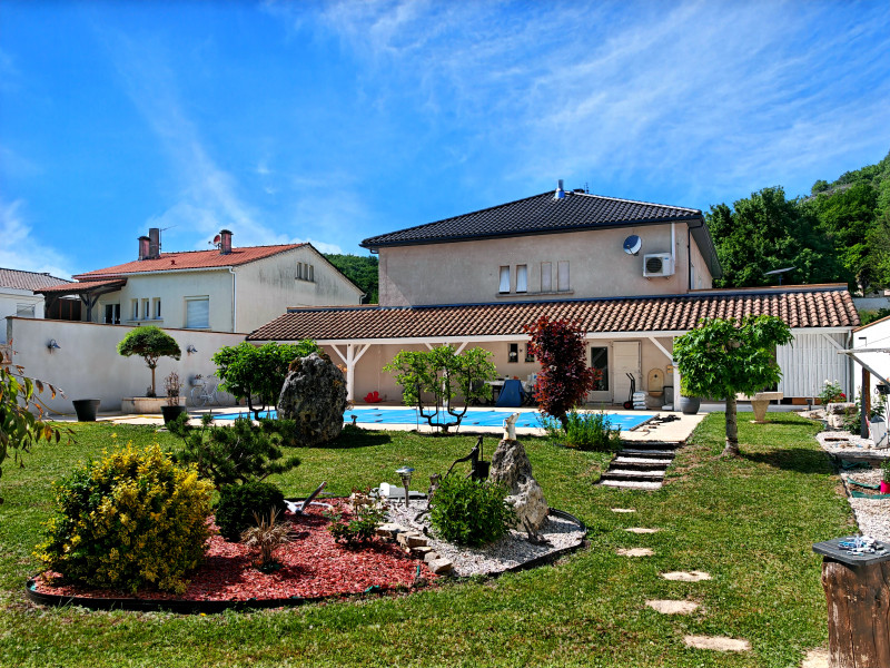 Propriété à vendre à Montaigu-de-Quercy, Tarn-et-Garonne - photoAltPrice