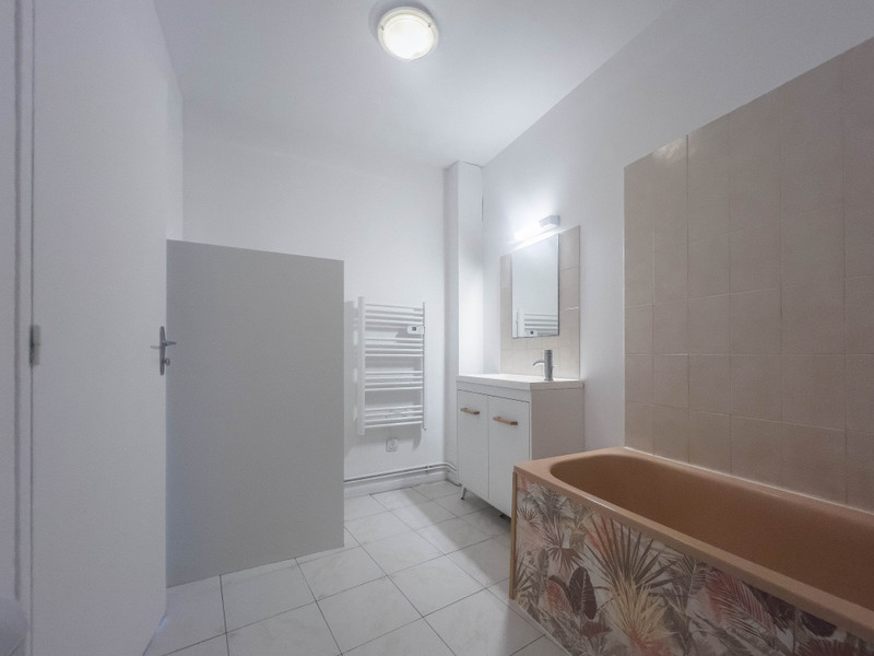 French property for sale in Angoulême, Charente - €89,925 - photo 5