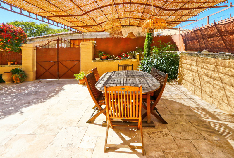 French property for sale in Rustrel, Vaucluse - €710,000