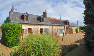 French property for sale in Mouliherne, Maine-et-Loire - €314,500 - photo 1