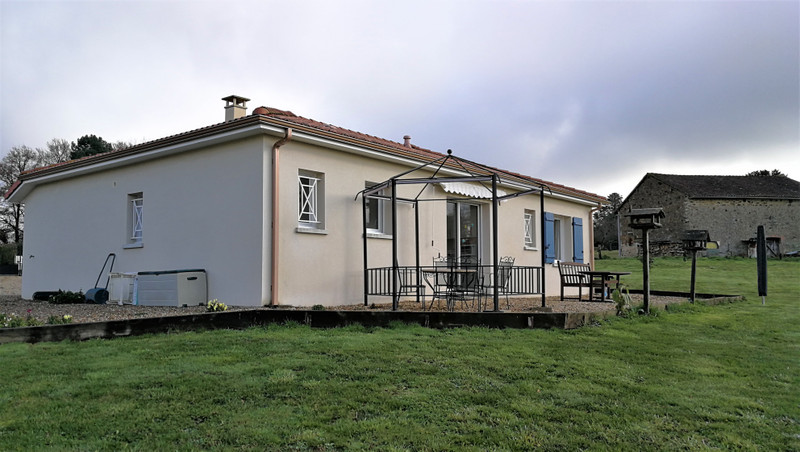 French property for sale in Mézières-sur-Issoire, Haute-Vienne - photo 10