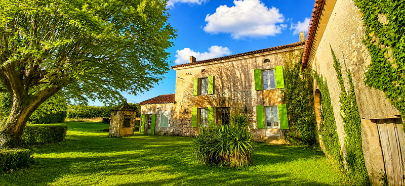 French property for sale in Cherval, Dordogne - €130,000 - photo 0