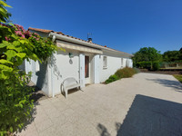 Maison à vendre à Dignac, Charente - 199.900 € - photo 3