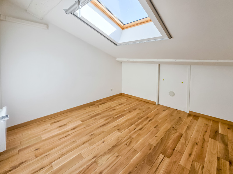 French property for sale in Bordeaux, Gironde - €345,000 - photo 5