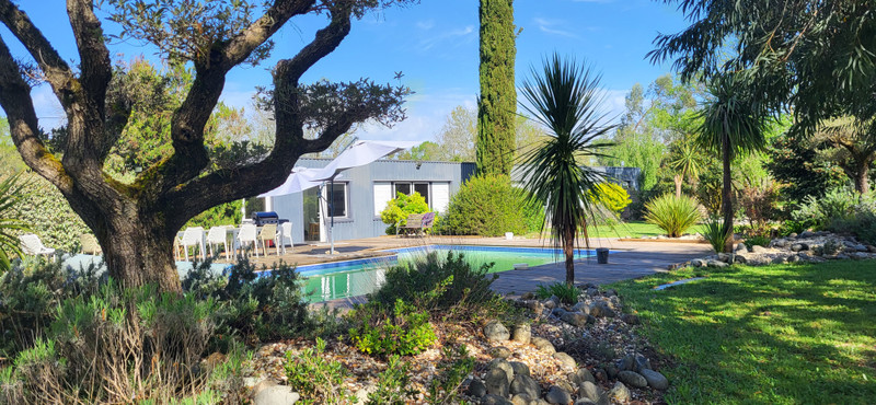 Maison à vendre à Saint-André-de-Cubzac, Gironde - 759.000 € - photo 1